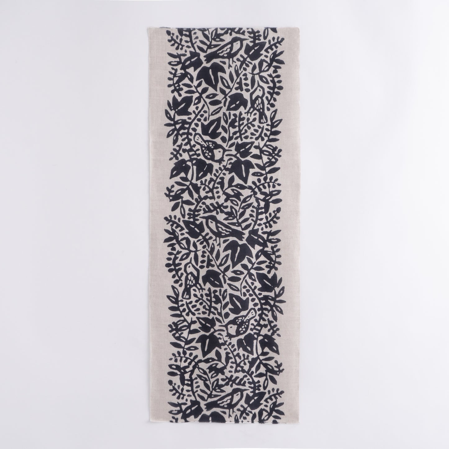 Arabesque Gray Tori-Karakusa