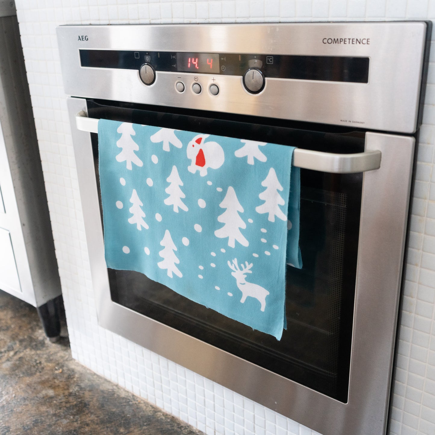 Winter scenery TENUGUI