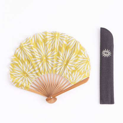 Mangetsu Sensu Set Muted Greenish Yellow Chrysanthemums