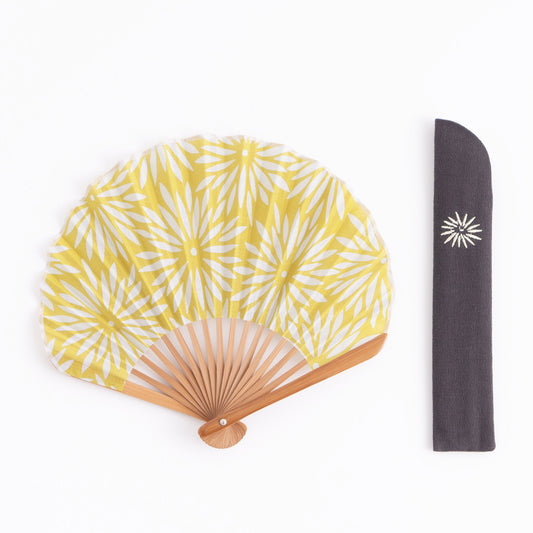 Mangetsu Sensu Set Muted Greenish Yellow Chrysanthemums