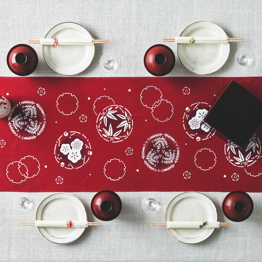 Pine, Bamboo & Plum in Snow Circle TENUGUI