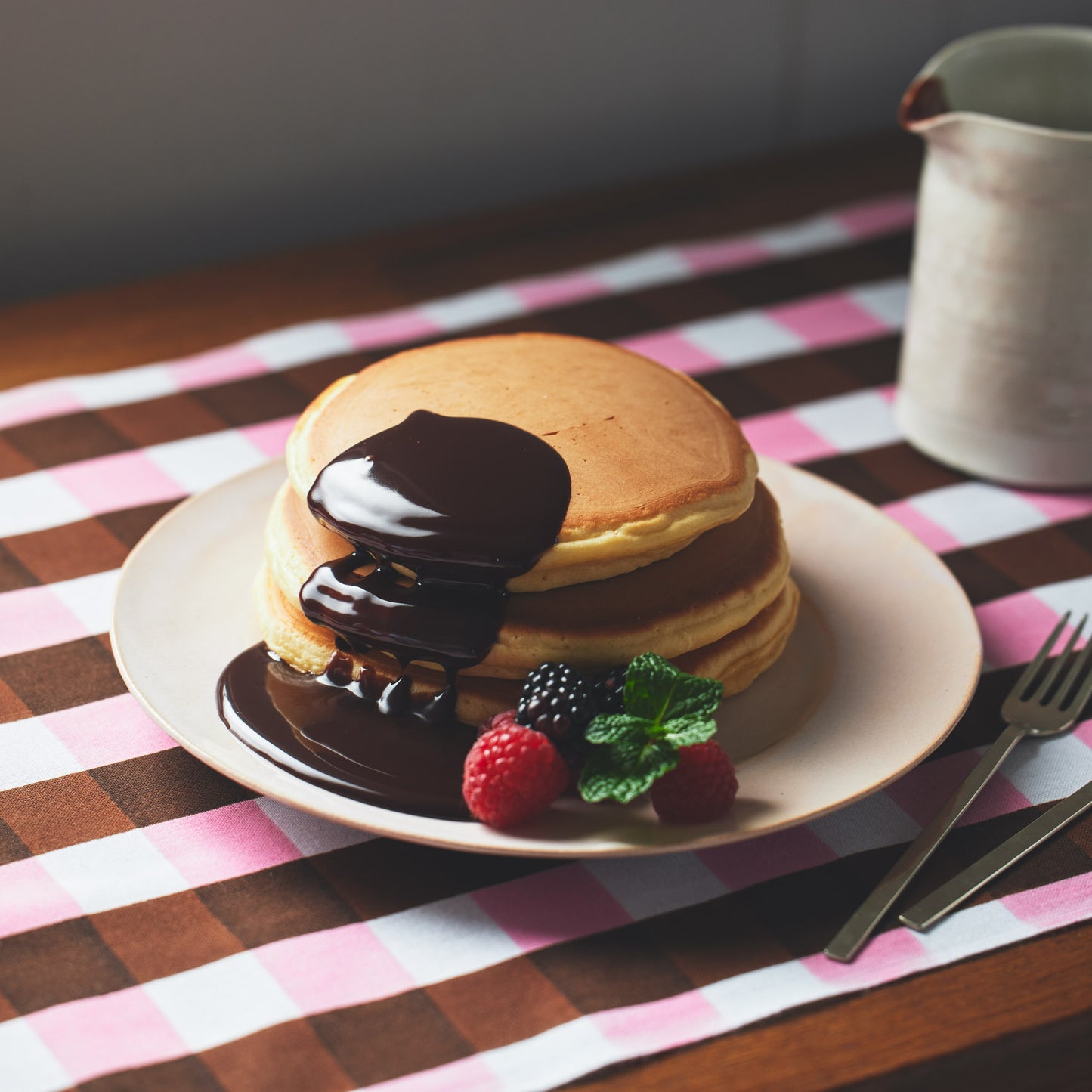 Benkei Stripe−Strawberry Chocolate TENUGUI