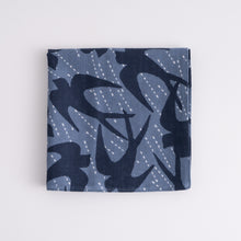 Load image into Gallery viewer, Cotton Wrapping Cloth (FUROSHIKI) FUWARI Large TSUBAME Swallows
