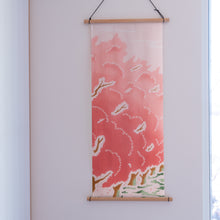 Load image into Gallery viewer, Tenugui Towel Tapestry Sakura
